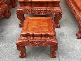 đôn ngồi gỗ hương đá