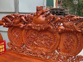 vách đoản tạo hình độc đáo đục họa tiết tinh xảo