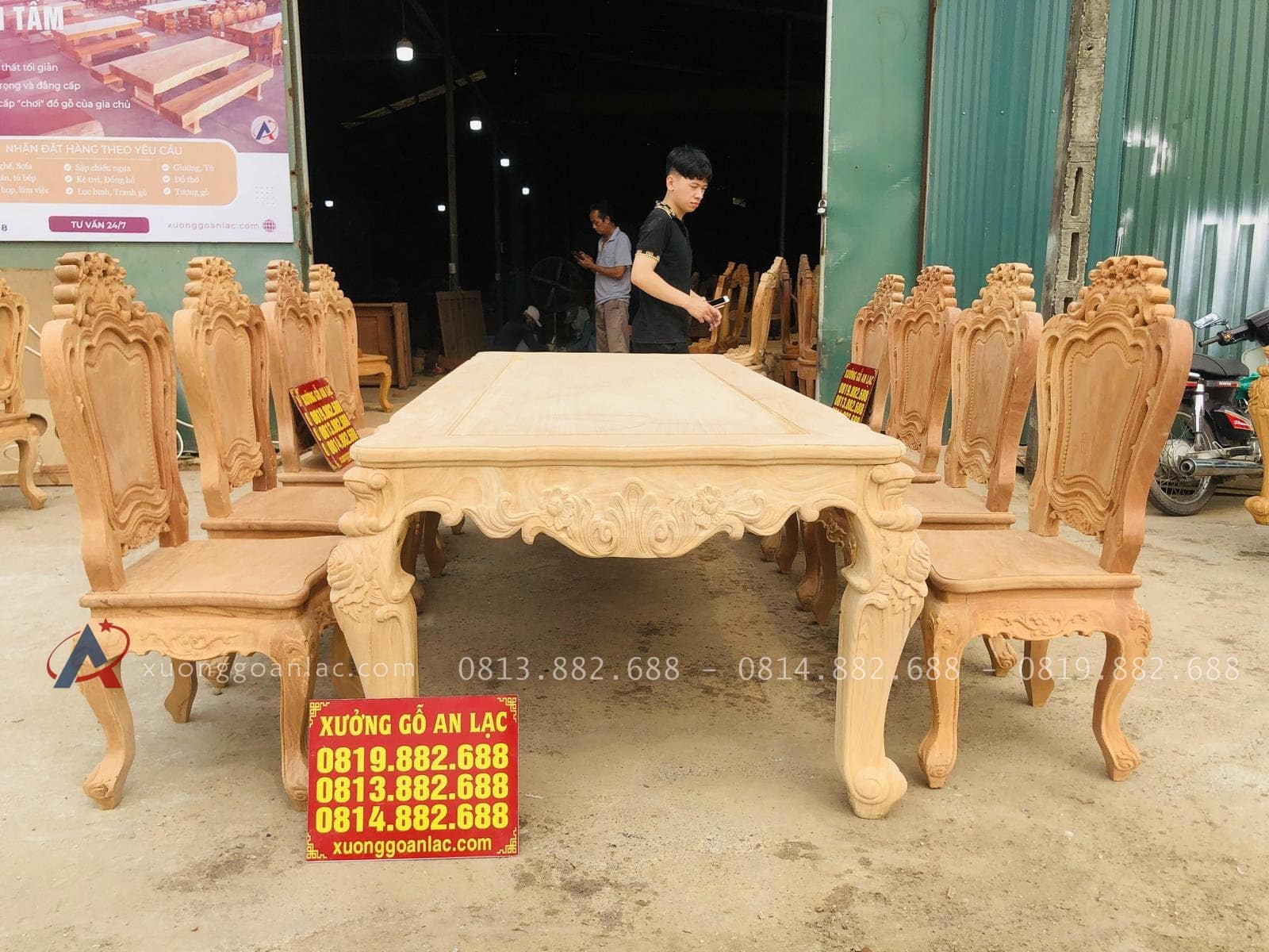 Bộ bàn ăn hoàng gia 8 ghế louis hoa lá tây không tay gỗ gõ đỏ bản mộc (Chú Quốc, Cao Bằng) 18 bản mộc bàn ăn hoàng gia 8 ghế gỗ gõ đỏ