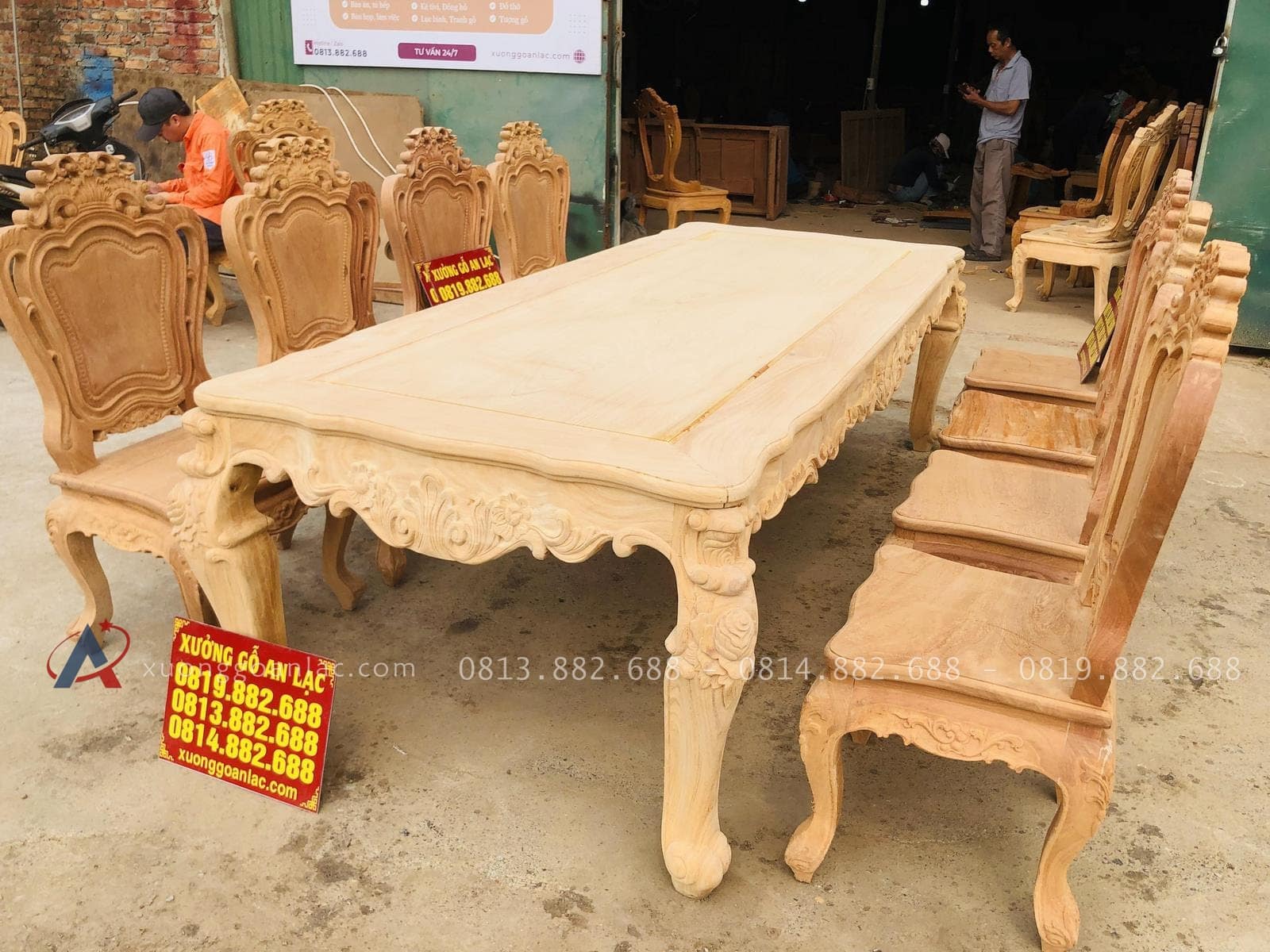 Bộ bàn ăn hoàng gia 8 ghế louis hoa lá tây không tay gỗ gõ đỏ bản mộc (Chú Quốc, Cao Bằng) 19 bàn ăn hoàng gia gỗ gõ đỏ cao cấp