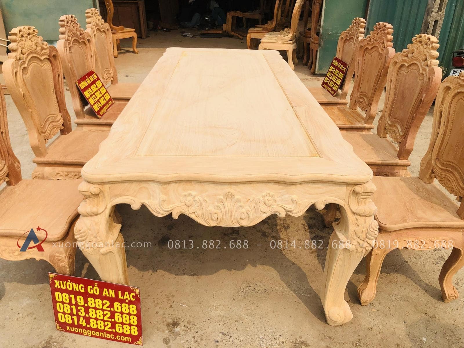 Bộ bàn ăn hoàng gia 8 ghế louis hoa lá tây không tay gỗ gõ đỏ bản mộc (Chú Quốc, Cao Bằng) 20 bàn ăn hoàng gia gỗ gõ đỏ