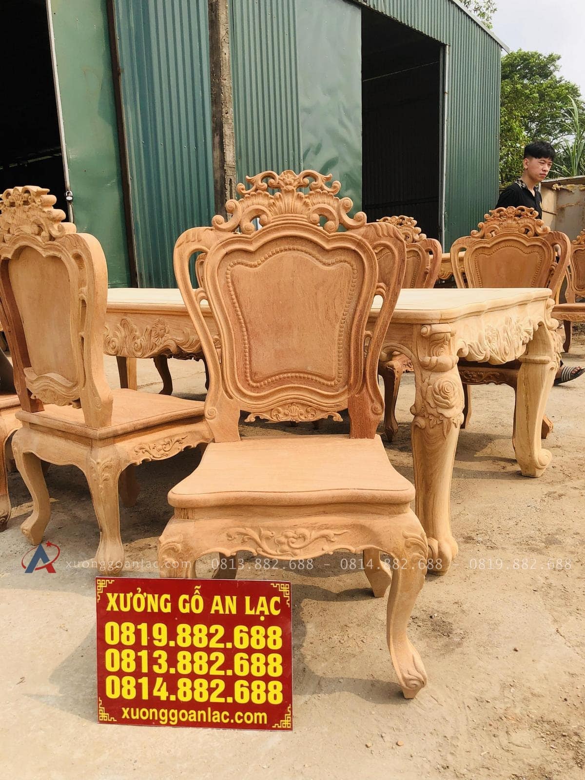 Bộ bàn ăn hoàng gia 8 ghế louis hoa lá tây không tay gỗ gõ đỏ bản mộc (Chú Quốc, Cao Bằng) 24 mẫu ghế louis hoa lá tây không tay