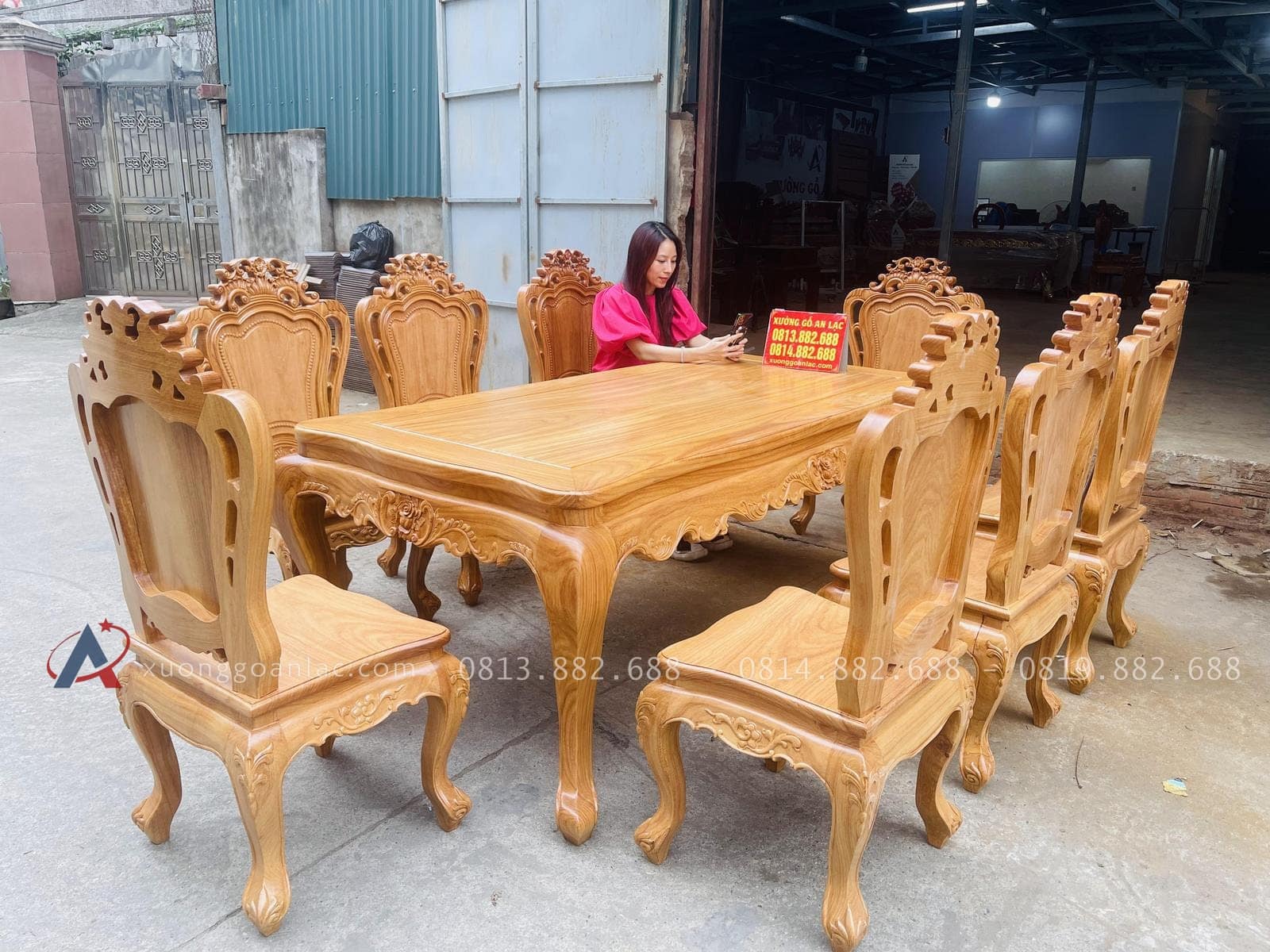 Bộ bàn ăn hoàng gia 8 ghế louis gỗ gõ đỏ (Chị Lâm, Hưng Yên) 19 bàn ghế ăn hoàng gia tân cổ điển