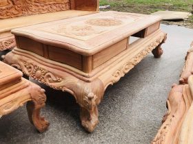 Bản mộc thô bộ hoàng gia 6 món gỗ hương đá cao cấp (Anh Quân, Vũng Tàu) 18 bàn trà có ngăn kéo thiết kế chân quỳ cong