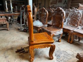 Mẫu ghế ăn hồng hạt chân 10 chương 7 rộng 55cm sâu 50cm 10 góc nghiêng mẫu ghế ăn hồng hạt