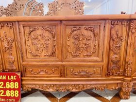 Mẫu kệ tivi hoàng gia hoa hồng gỗ hương đá cao cấp (Chú Hiển, Quảng Ninh) 14 mặt cánh tủ đục cành hoa hồng nở rộ