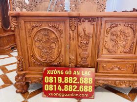 Mẫu kệ tivi hoàng gia hoa hồng gỗ hương đá cao cấp (Chú Hiển, Quảng Ninh) 17 khung chống chạm bình hoa hồng đục tay sống động