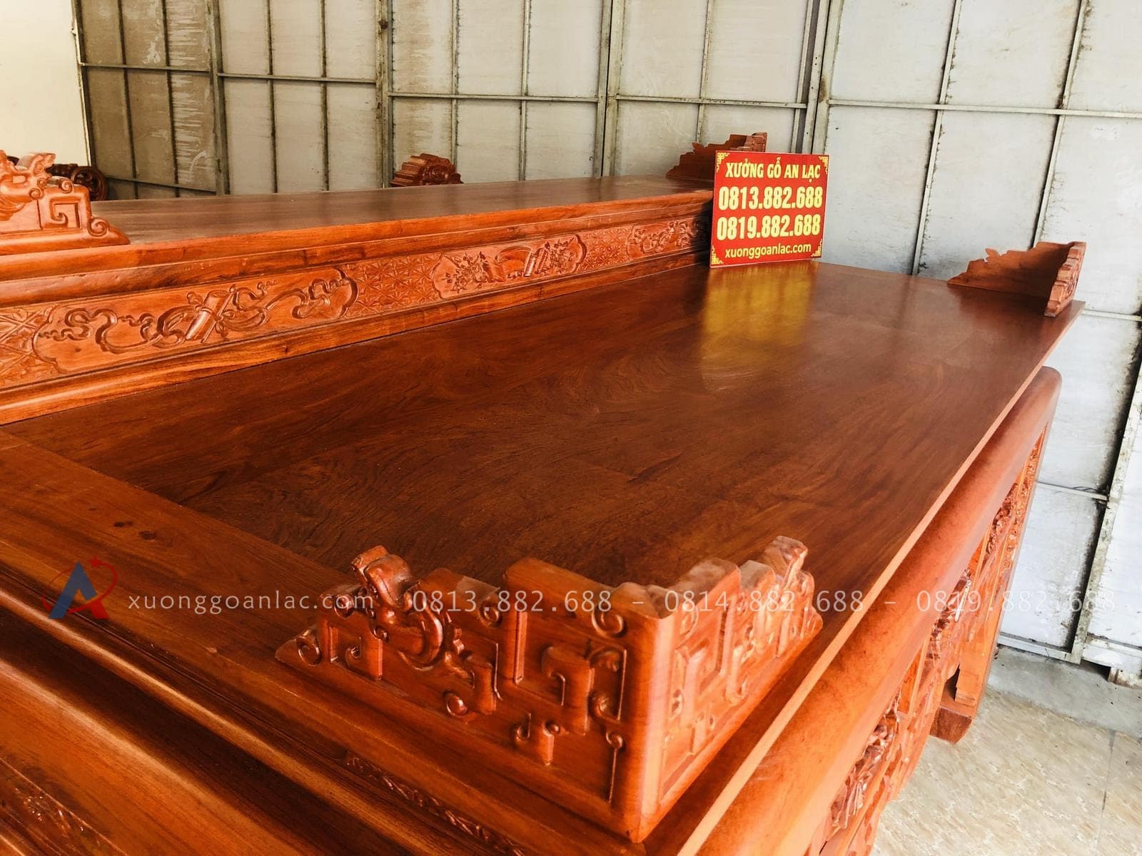Mẫu án gian nhị cấp đục tứ quý 2m37 gỗ hương đá siêu vip chân 17 34 án gian nhị cấp sang trọng
