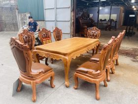 Bộ bàn ăn hoàng gia 8 ghế louis có tay bọc đệm gỗ gõ đỏ (Chị Linh, Phú Thọ) 13 bàn ghế gỗ gõ kết hợp đệm da cao cấp