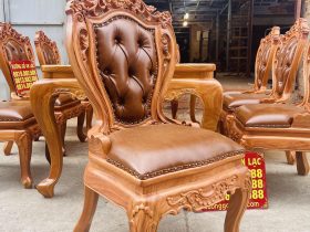 Bộ bàn ăn hoàng gia 8 ghế louis có tay bọc đệm gỗ gõ đỏ (Chị Linh, Phú Thọ) 19 ghế louis thiết kế cầu kỳ, bắt mắt