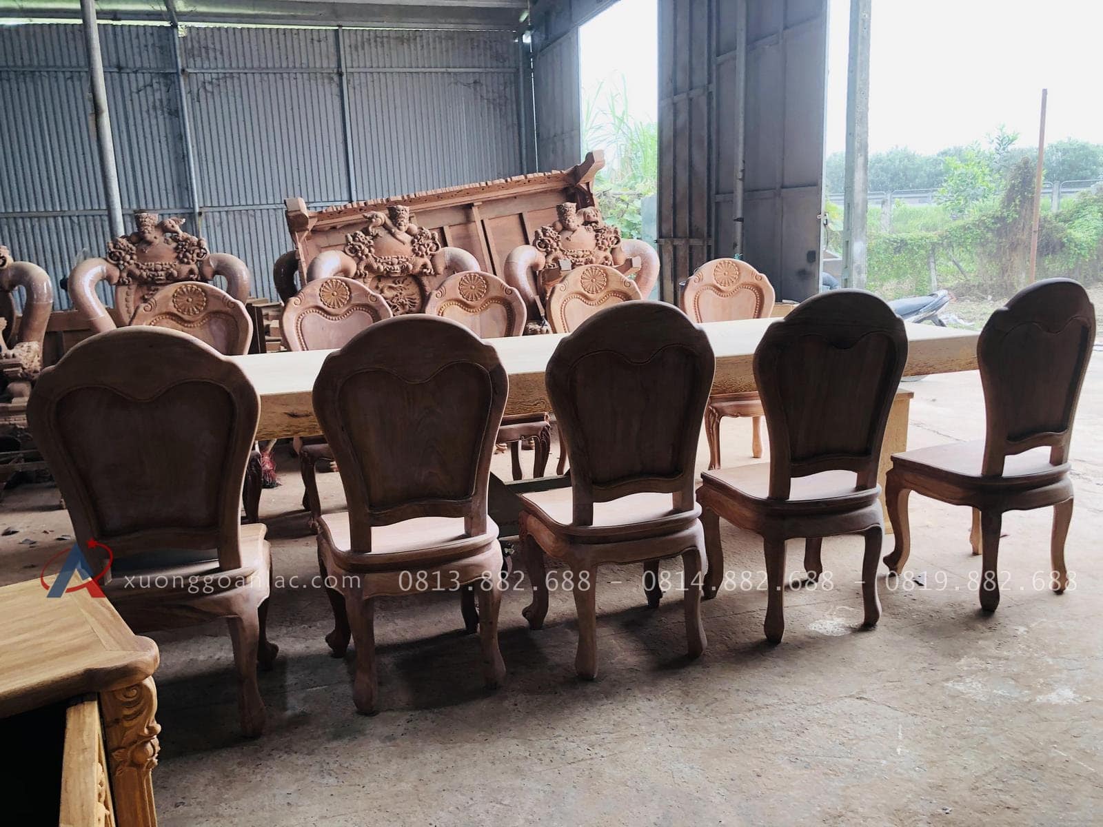 Bộ bàn ăn nguyên khối gỗ gõ đỏ 10 ghế hoa cúc (Chị Thủy, Hà Nam) 23 bộ bàn ăn nguyên khối siêu vip