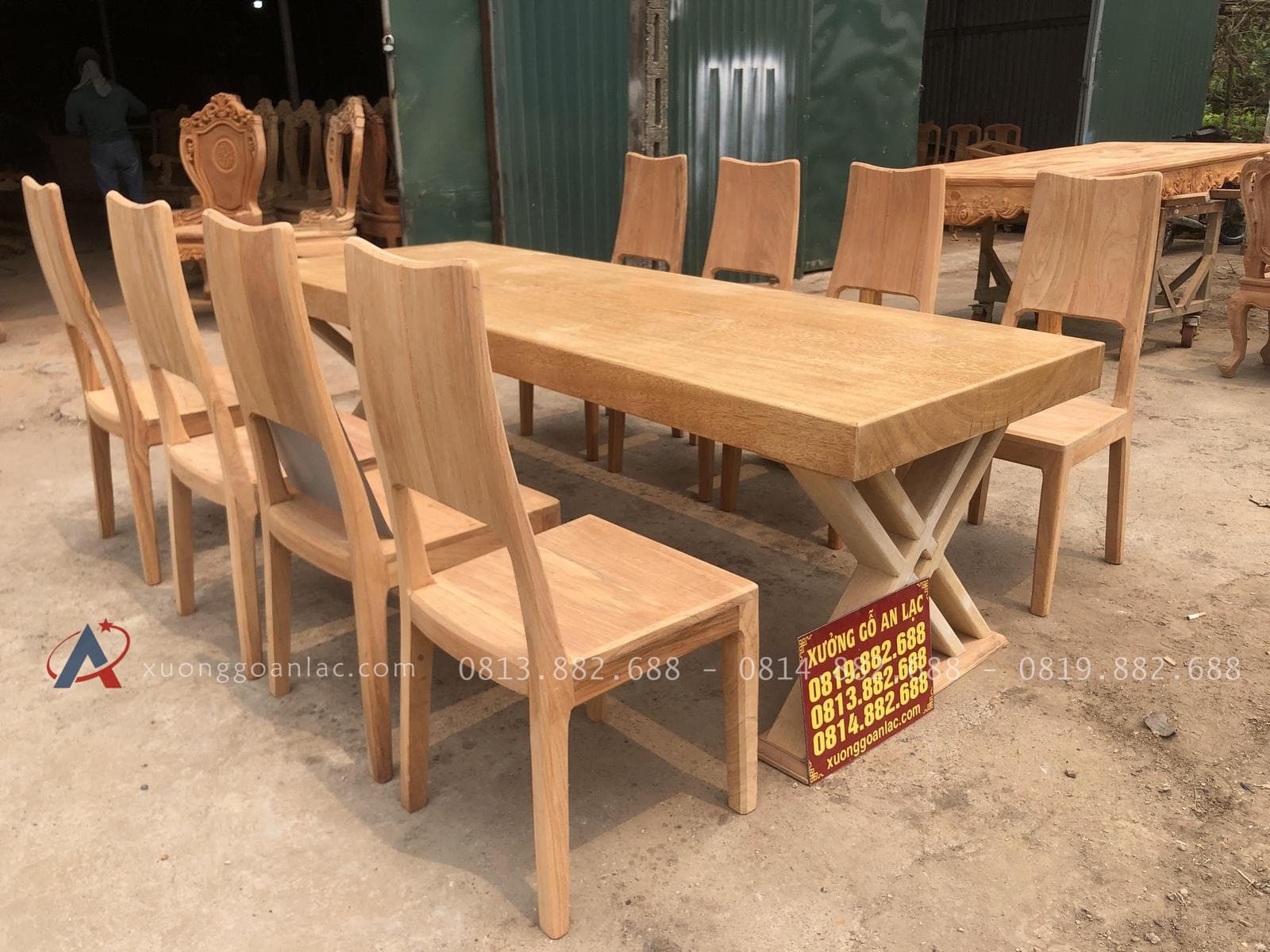 Bộ bàn ăn nguyên khối 8 ghế hiện đại gỗ gõ đỏ bản mộc (Anh Mạnh, Ninh Bình) 21 bàn ghế ăn hiện đại