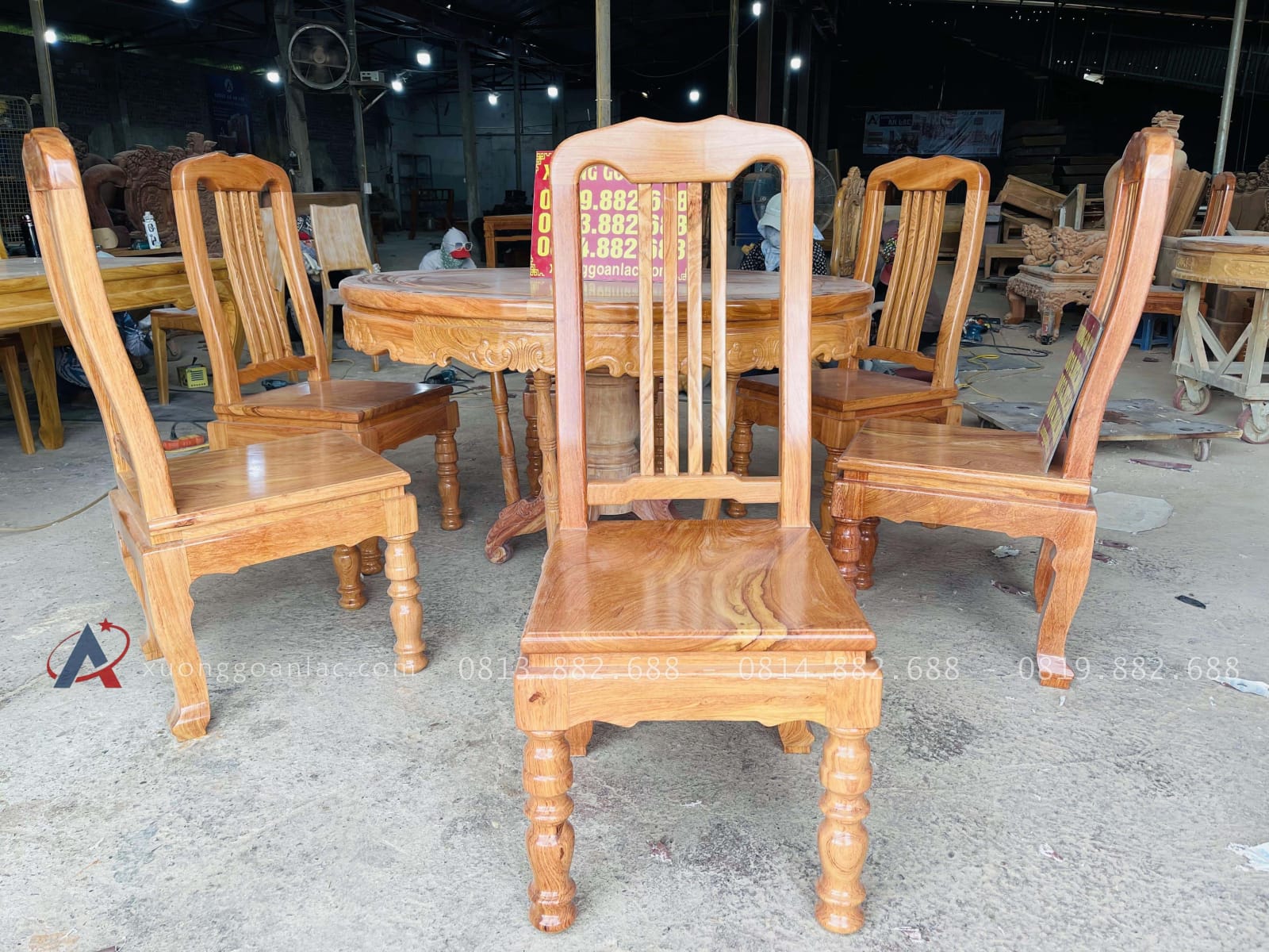 Bộ bàn ăn tròn 6 ghế hiện đại gỗ hương đá (Chị Oanh, Thái Nguyên) 18 ghế ăn hiện đại gỗ hương đá