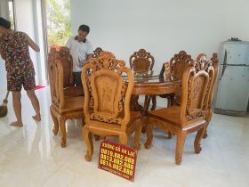 Bàn giao bộ bàn ăn tròn xoay 8 ghế hồng hạt gỗ gõ đỏ ( Anh Cần chị Hoa - Việt Trì, Phú Thọ) 7 mẫu bàn ăn louis hoàng gia