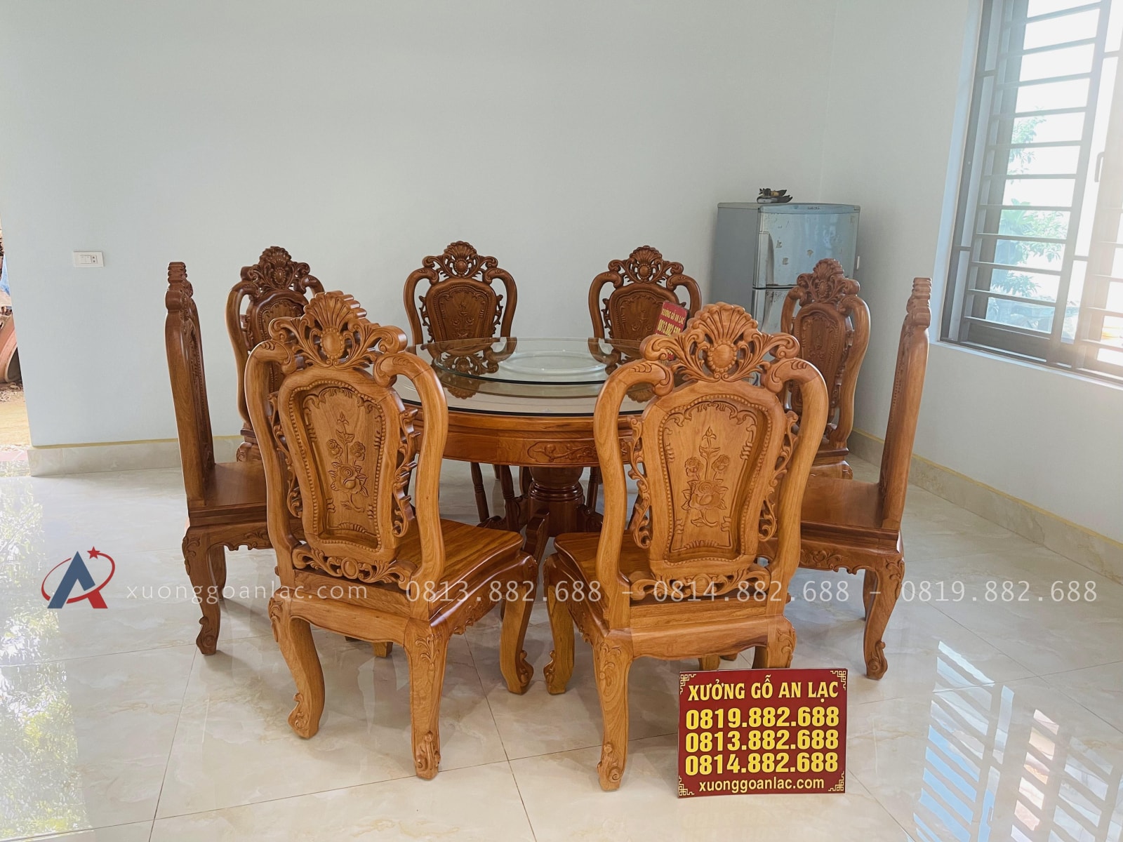 Bàn giao bộ bàn ăn tròn xoay 8 ghế hồng hạt gỗ gõ đỏ ( Anh Cần chị Hoa - Việt Trì, Phú Thọ) 17 bàn ăn 8 ghế louis hồng hạt