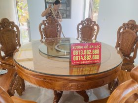 Bàn giao bộ bàn ăn tròn xoay 8 ghế hồng hạt gỗ gõ đỏ ( Anh Cần chị Hoa - Việt Trì, Phú Thọ) 11 yếm bàn chạm hoa lá tây tạo điểm nhấn
