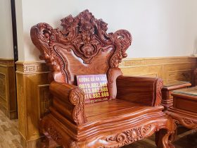 Bàn giao bộ bàn ghế hoàng gia 6 món chân 14 và kệ tivi gỗ hương đá (Anh Đoàn chị Vân - Hải Dương) 26 ghế đơn louis hoàng gia đục hoa lá tây