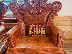 Bàn giao bộ bàn ghế hoàng gia 6 món chân 14 và kệ tivi gỗ hương đá (Anh Đoàn chị Vân - Hải Dương) 25 trọn bộ 2 ghế đơn bề thế
