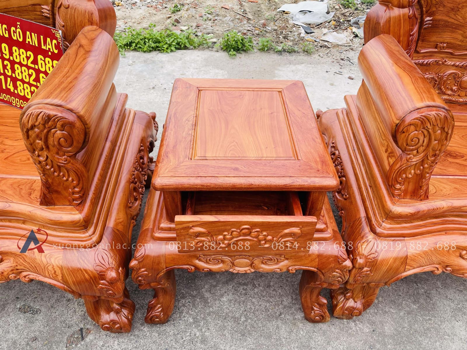 Combo bàn ghế hoàng gia 6 món và kệ tivi gỗ hương đá (Anh Kiên, Vũng Tàu) 43 đôn kẹp hoàng gia gỗ hương đá