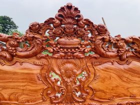 Combo bàn ghế hoàng gia 6 món và kệ tivi gỗ hương đá (Anh Kiên, Vũng Tàu) 19 đỉnh chương đục hoa hồng lá tây