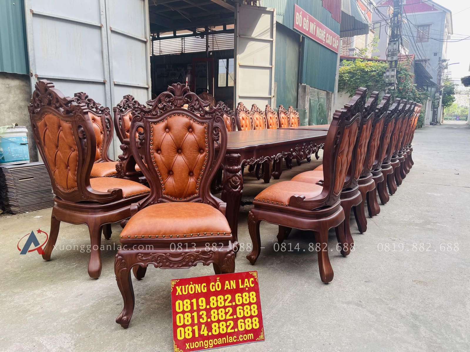 Siêu phẩm 2 bàn ăn hoàng gia 24 ghế louis bọc đệm gỗ gõ đỏ (Anh Định, Vĩnh Phúc) 45 ghế louis hoàng gia tân cổ điển