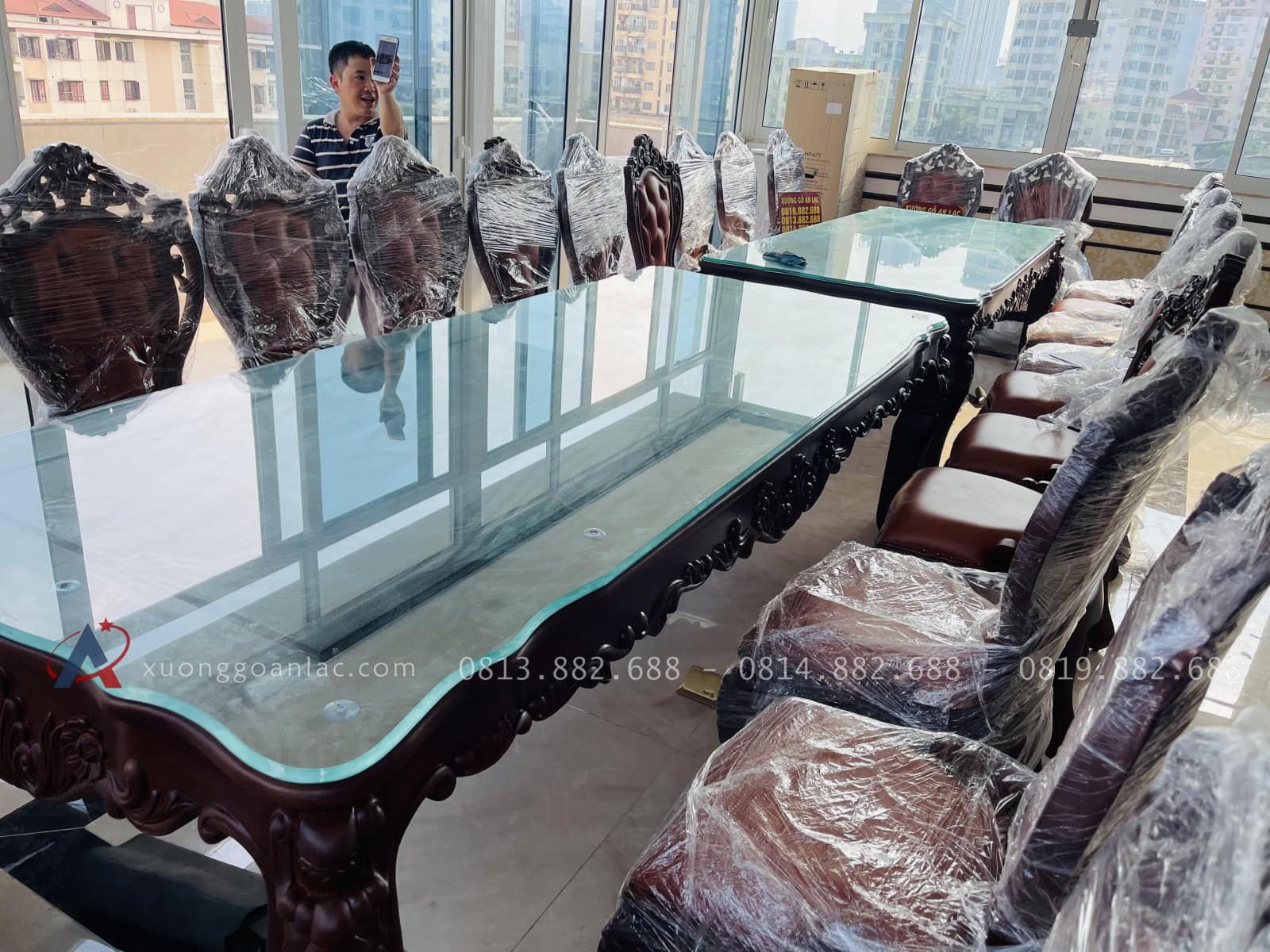 Siêu phẩm 2 bàn ăn hoàng gia 24 ghế louis bọc đệm gỗ gõ đỏ (Anh Định, Vĩnh Phúc) 50 mẫu bàn ăn kích thước hoành tráng