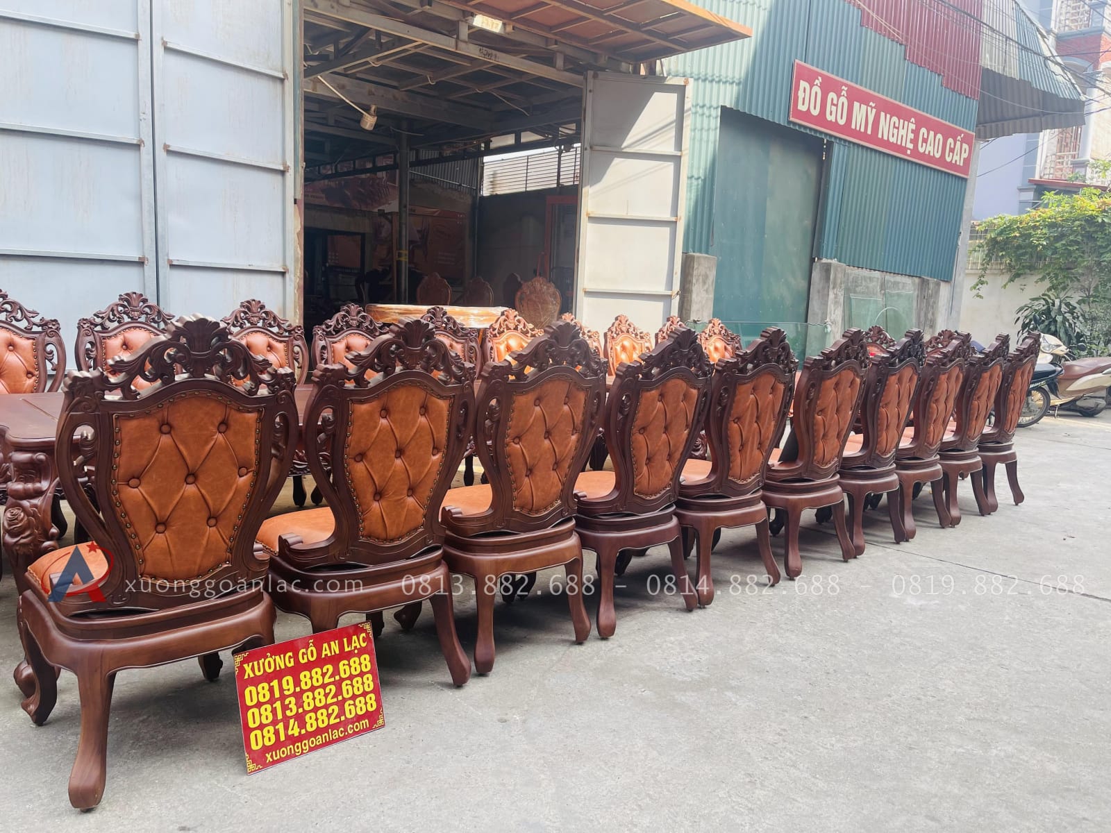 Siêu phẩm 2 bàn ăn hoàng gia 24 ghế louis bọc đệm gỗ gõ đỏ (Anh Định, Vĩnh Phúc) 44 24 ghế ngồi gỗ gõ đỏ bọc đệm da