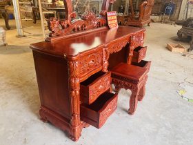 Siêu phẩm bàn phấn hoàng gia (Chị Giang, Hà Nội) 19 chân 10p đục lá tây