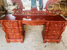 Siêu phẩm bàn phấn hoàng gia (Chị Giang, Hà Nội) 16 yếm bàn đục hoa lá tây