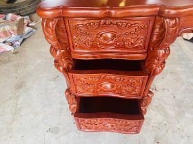 Siêu phẩm bàn phấn hoàng gia (Chị Giang, Hà Nội) 17 mỗi bên thân tủ thiết kế 3 ngăn kéo để đồ