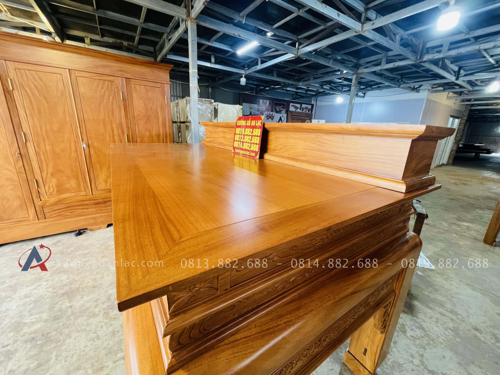 Mẫu án gian thờ nhị cấp Dơi Ngũ Phúc 2m17 gỗ gõ đỏ chân 12 (Chú Kỳ, Hòa Bình) 22 Mẫu án gian kích thước lớn