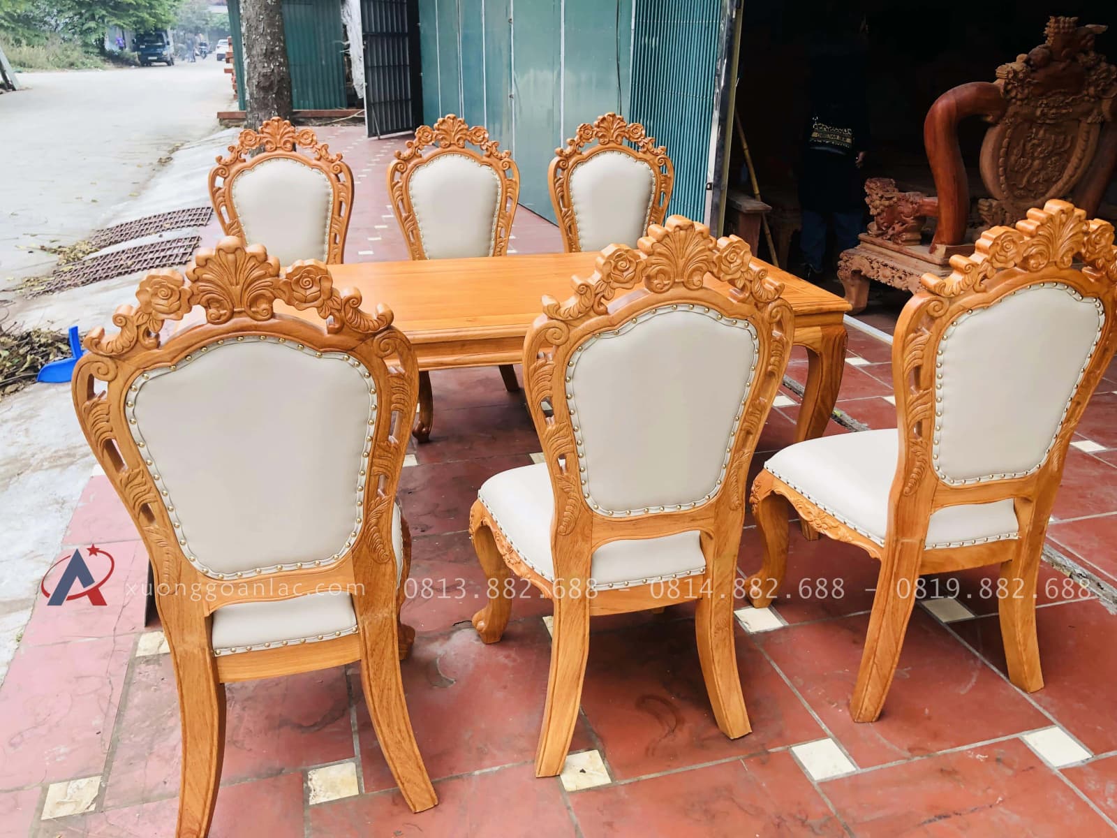Bộ bàn ăn louis 6 ghế hoàng gia bọc đệm cao cấp (Chị Lan, An Giang) 22 mặt lưng của mẫu ghế louis hoàng gia