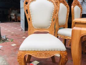Bộ bàn ăn louis 6 ghế hoàng gia bọc đệm cao cấp (Chị Lan, An Giang) 18 mặt ghế và lưng tựa bọc đệm da cao cấp