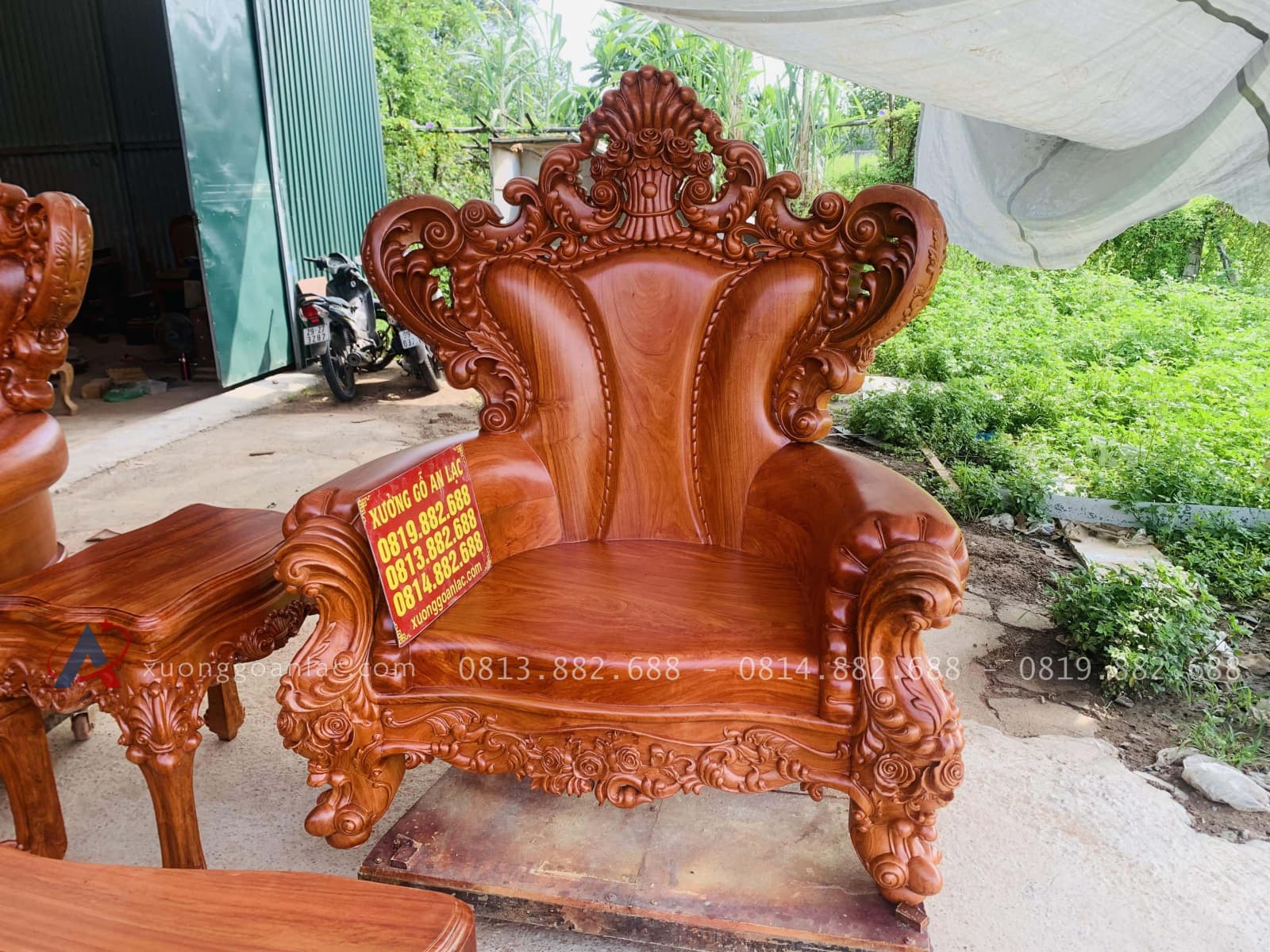 Bộ bàn ghế hoàng gia nguyên khối 6 món gỗ hương đá siêu vip (Anh Đông - Sóc Sơn ) 55 ghế đơn louis hoàng gia gỗ hương đá