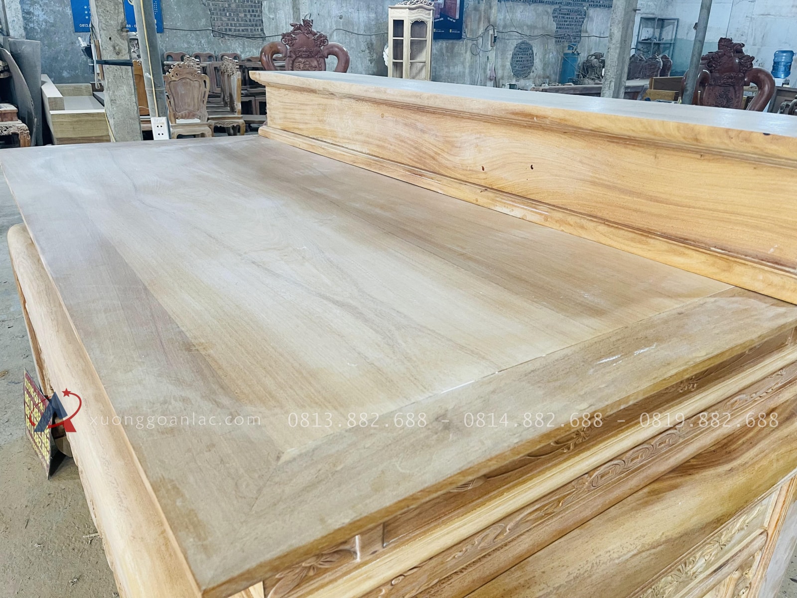 Bản mộc án gian thờ nhị cấp dơi ngũ phúc 2m17 giao Hà Tĩnh 6 mặt sập khung tranh ván liền
