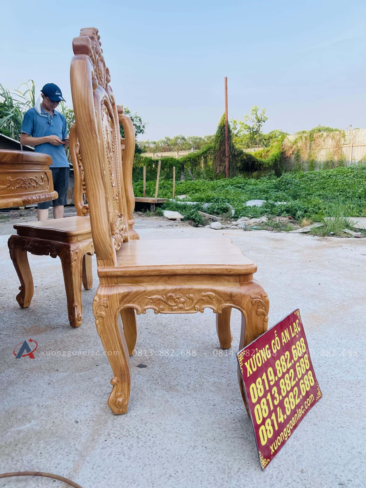 Bộ bàn ăn tròn 6 ghế hồng hạt gỗ gõ đỏ cao cấp (Chị Hằng, Phú Thọ) 25 ghế ăn louis hoàng gia