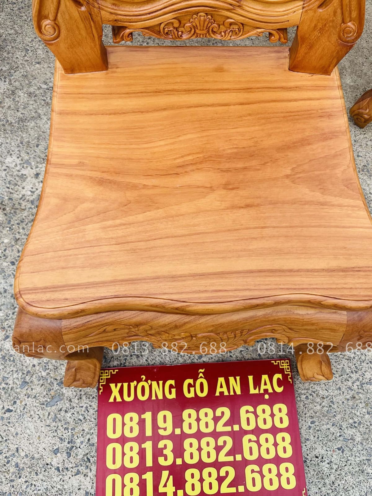 Bộ bàn ăn tròn 8 ghế louis gỗ gõ đỏ hàng vip (Chú Tuệ, Cao Bằng) 31 mặt ghế ván tràn dày dặn