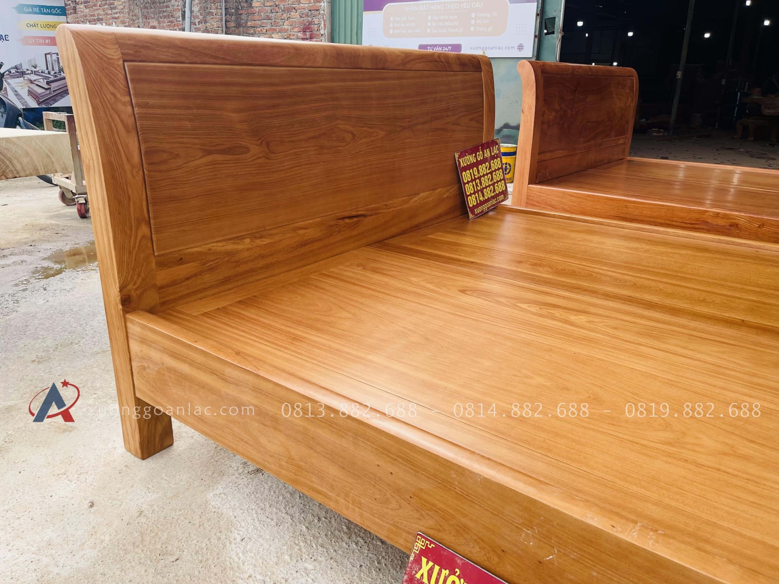 Giường trơn gỗ gõ dát phản 180x200cm 21 đầu giường thiết kế cong nhẹ