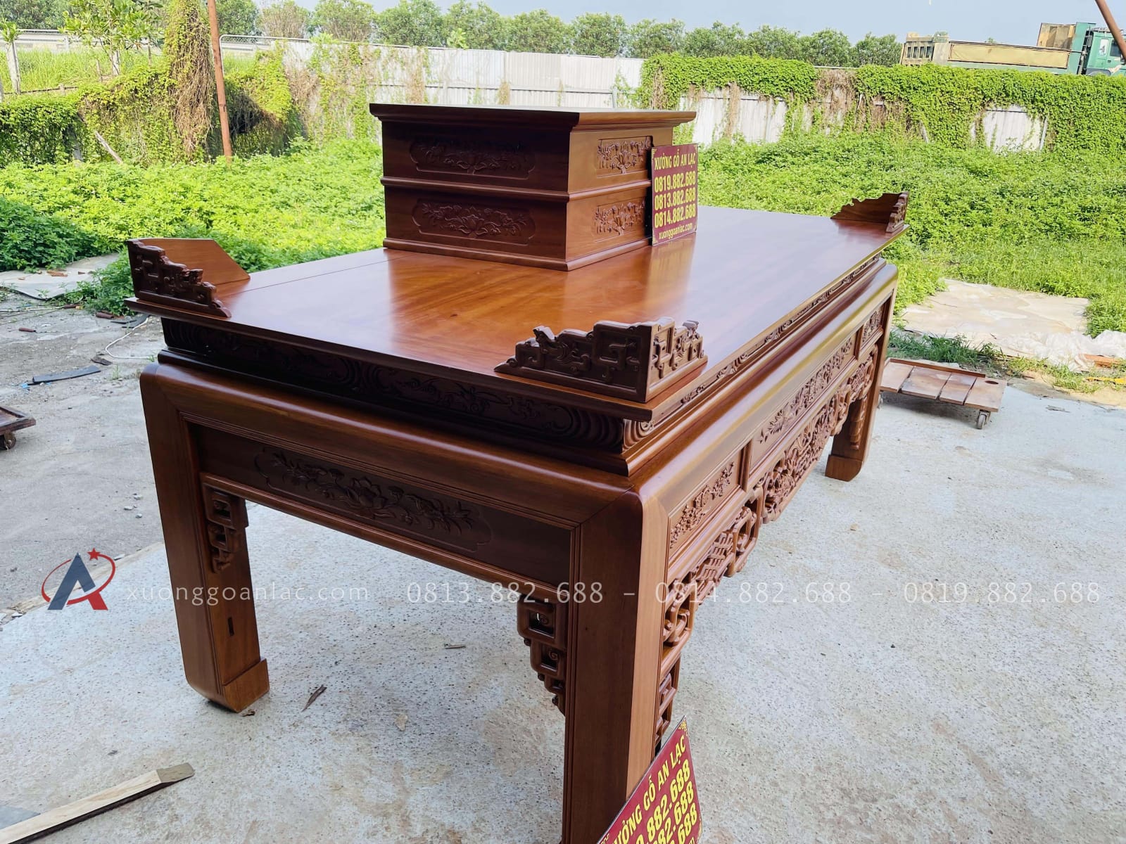 Án gian nhị cấp dơi ngũ phúc 2m57 gỗ gõ đỏ chân 14 giao Quảng Trị 28 mẫu án gian nhị cấp kích thước rộng rãi