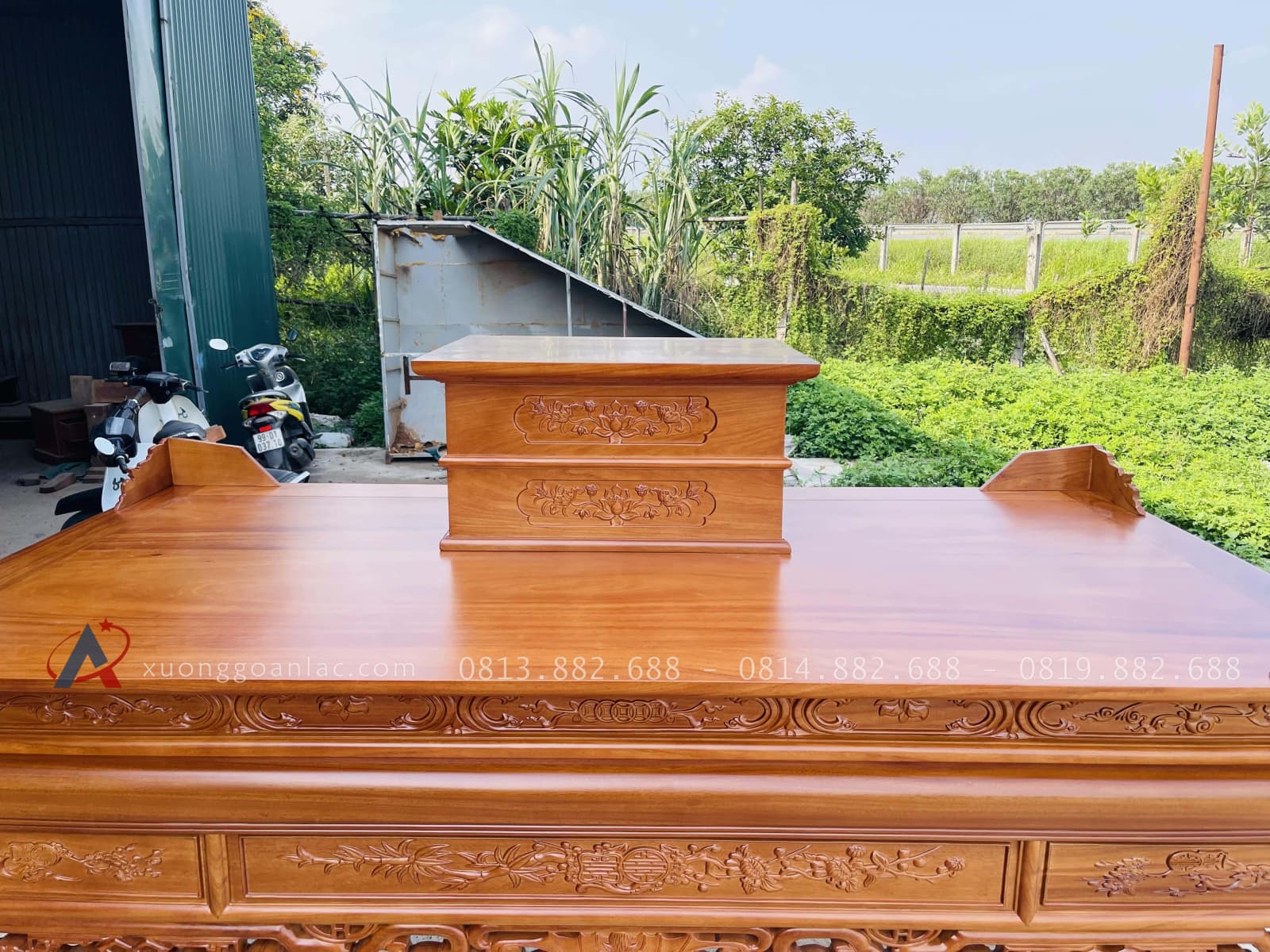 Án gian nhị cấp dơi ngũ phúc 2m57 gỗ gõ đỏ chân 14 giao Quảng Trị 30 mặt án gian khung tranh rộng rãi