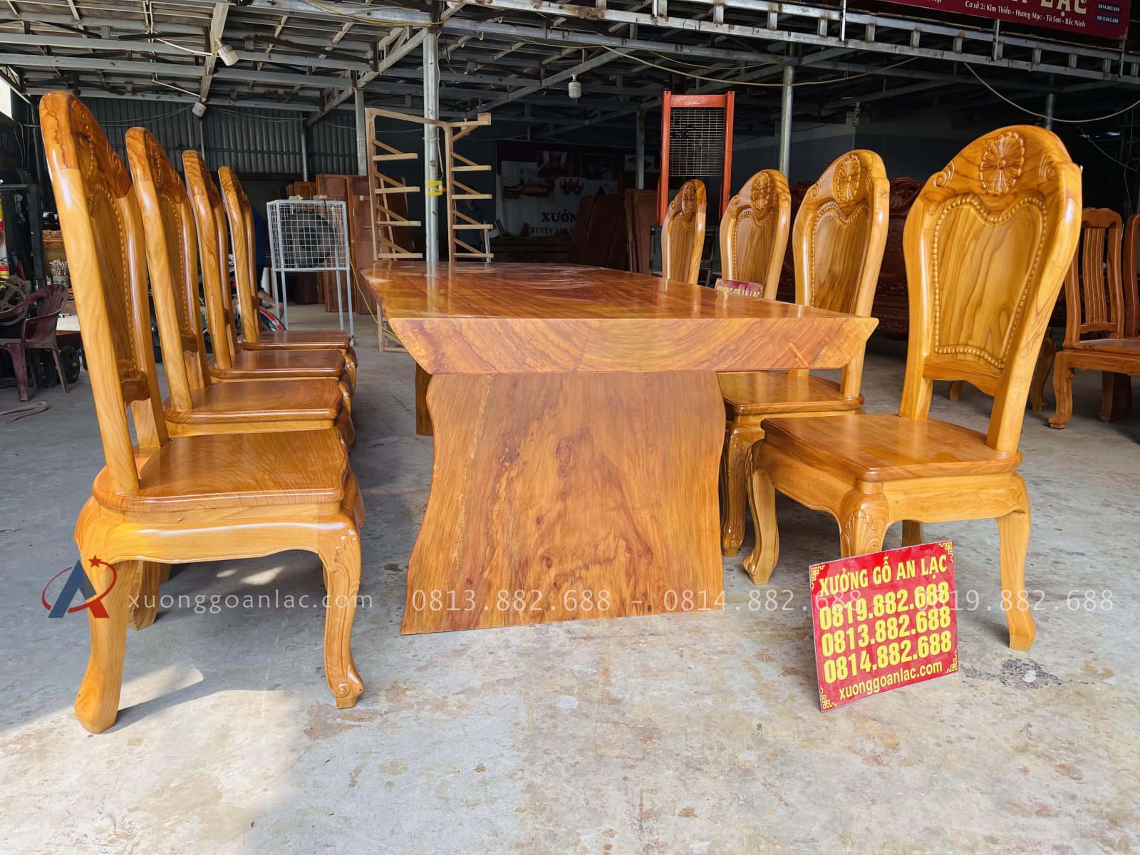 Bộ bàn ăn nguyên khối 8 ghế hoa cúc gỗ gõ đỏ hàng vip (Chú Thế, Bình Phước) 25 bàn ghế ăn gỗ gõ đỏ