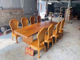 Bộ bàn ăn nguyên khối 8 ghế hoa cúc gỗ gõ đỏ hàng vip (Chú Thế, Bình Phước) 14 bộ bàn ăn 8 ghế hoành tráng