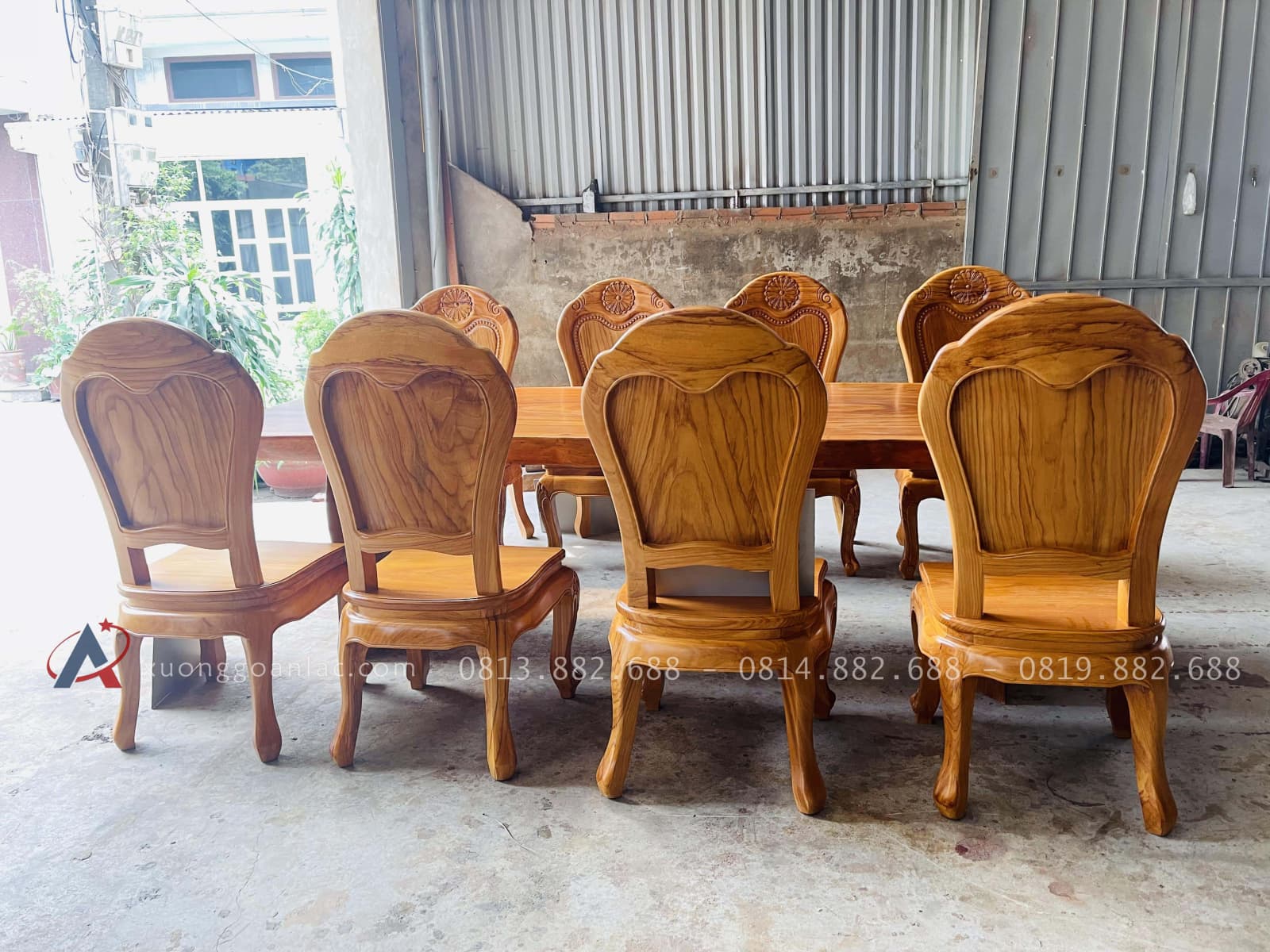 Bộ bàn ăn nguyên khối 8 ghế hoa cúc gỗ gõ đỏ hàng vip (Chú Thế, Bình Phước) 27 bộ bàn ăn gỗ gõ hàng cao cấp