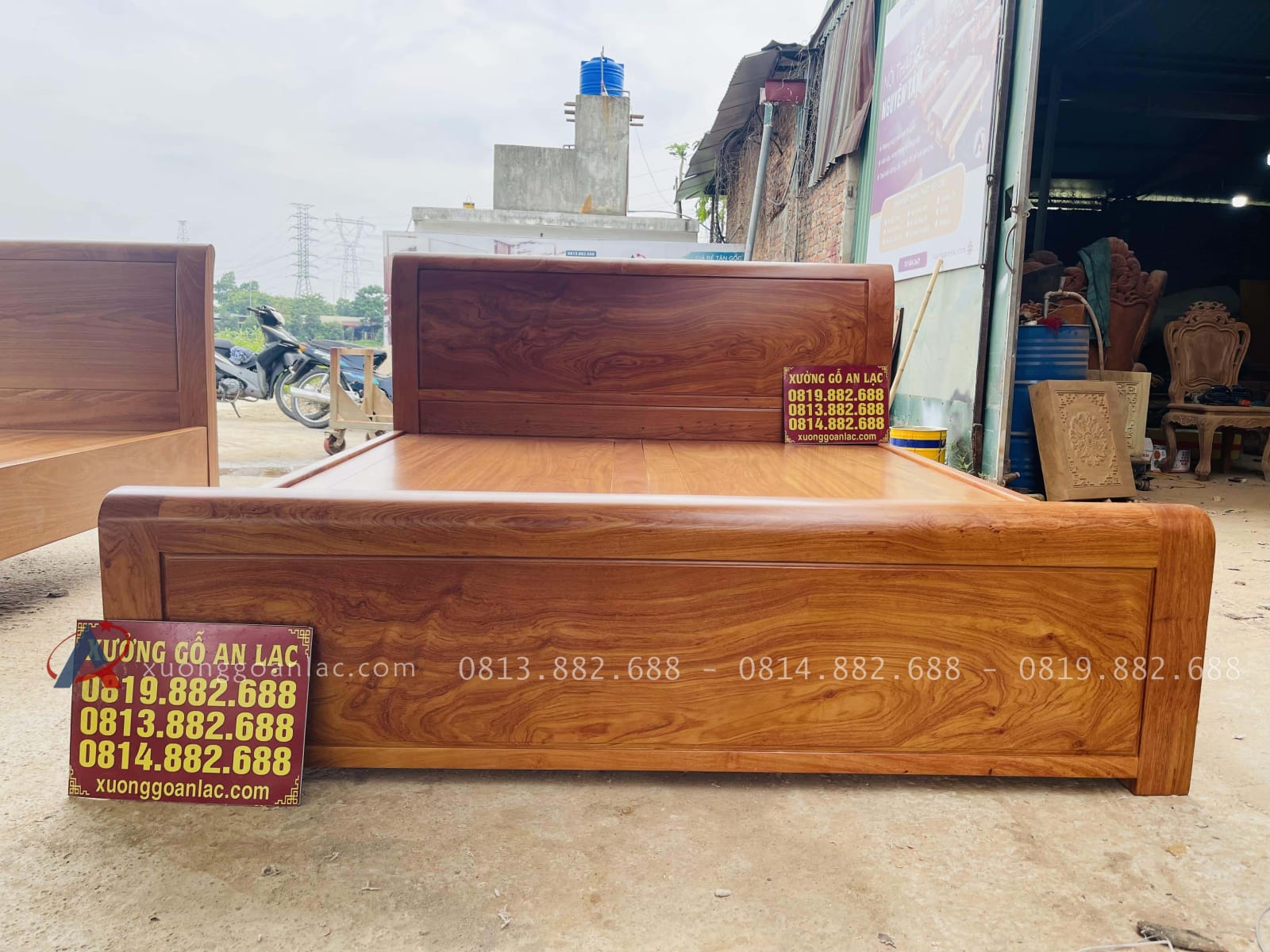 Giường trơn gỗ Hương dát phản 180x200cm 26 đuôi giường dày 10p