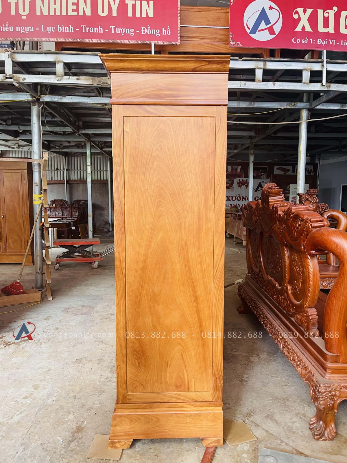 Mẫu tủ quần áo gỗ gõ đỏ hiện đại 26 hồi tủ khung tranh ván liền tấm