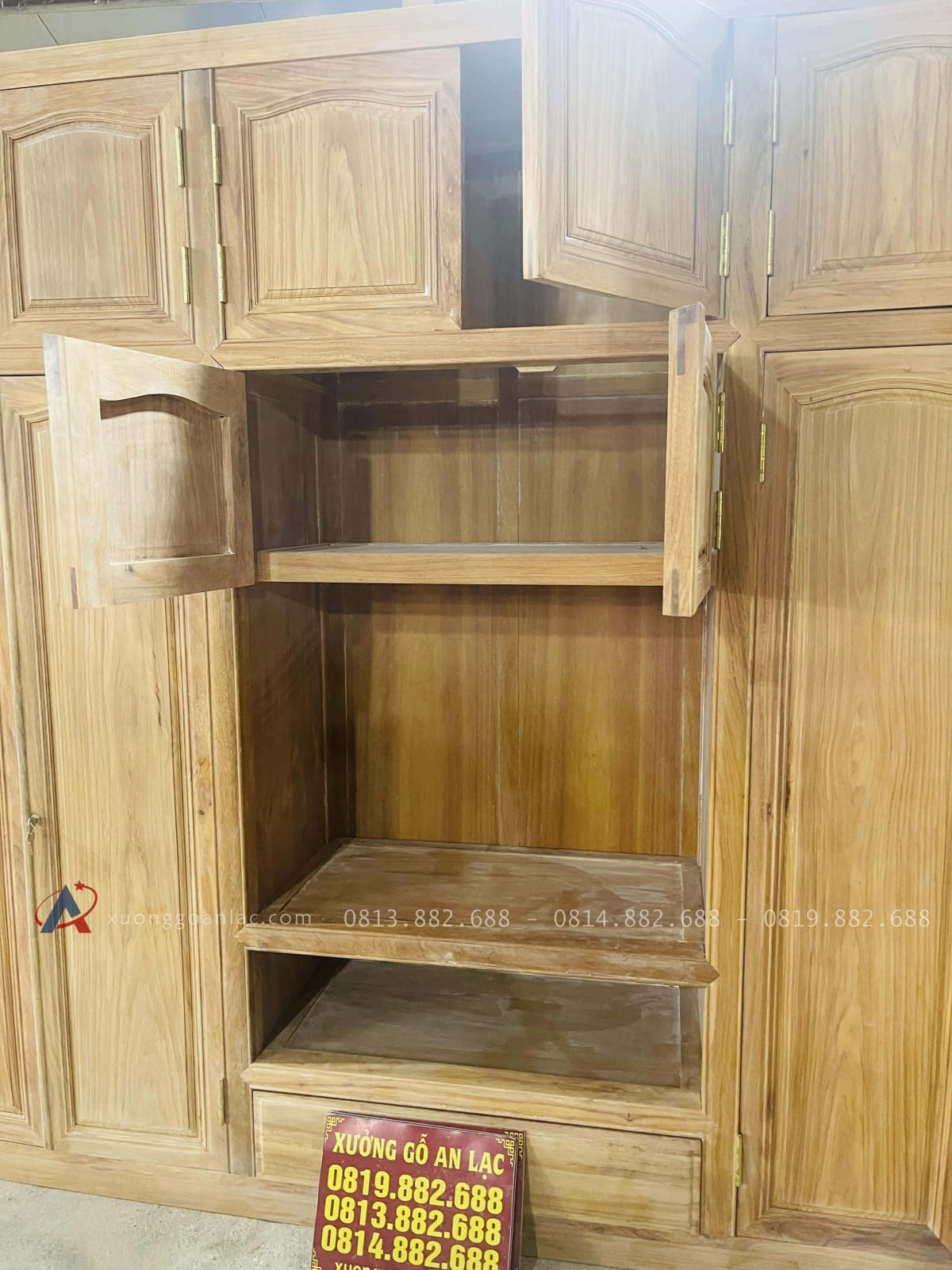 Bản mộc tủ quần áo gỗ gõ đỏ cao cấp 38 khoang tủ trên thiết kế cánh mở