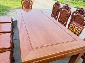 Siêu phẩm bàn ăn chữ nhật 10 ghế hồng hạt gỗ hương đá cao cấp (Chị Phượng, Hải Phòng) 16 mặt bàn khung tranh liền tấm cao cấp