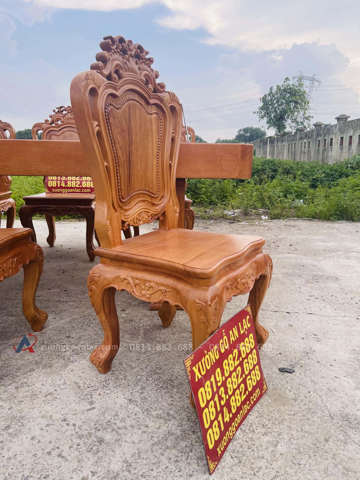 Siêu phẩm bàn ăn nguyên khối chữ nhật 6 ghế louis gỗ gõ đỏ (Cô Tuyết, Đà Nẵng) 32 ghế ngồi lưng tựa cao