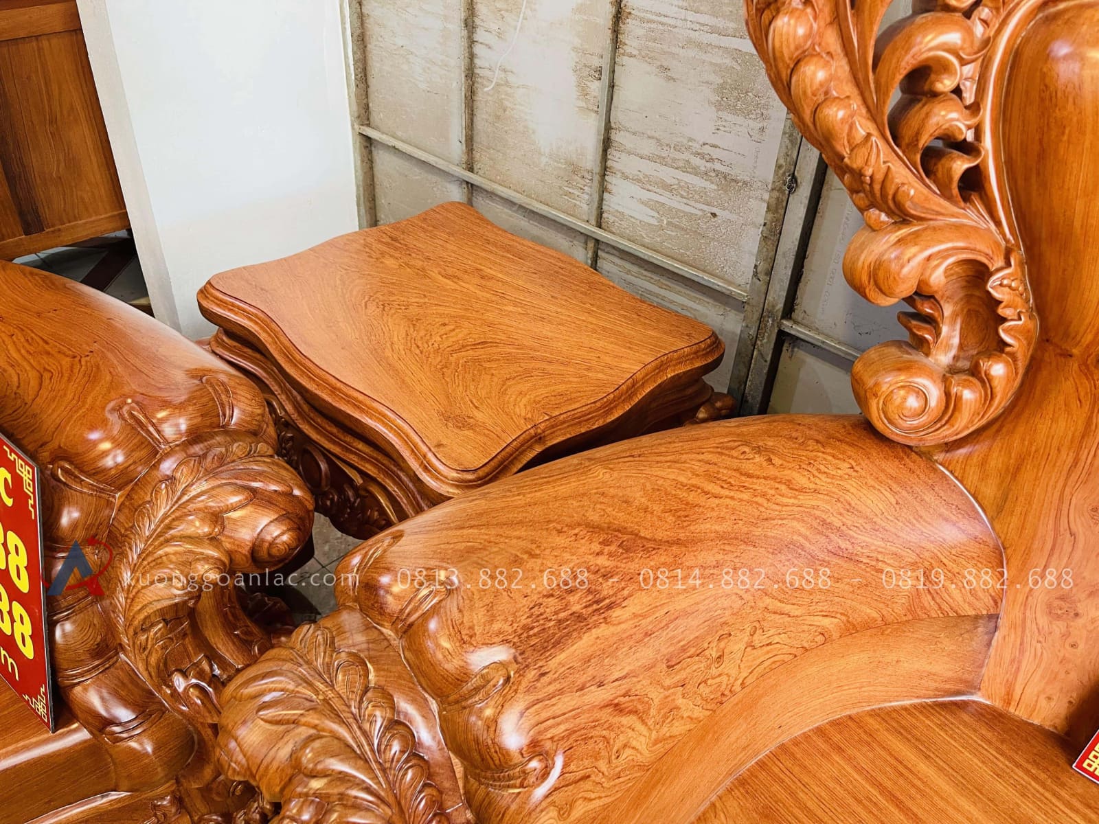 Mẫu bàn ghế hoàng gia nguyên khối 10 món gỗ hương đá (Chú Sang,Lộc Ninh) 53 tay ghế dày 28p nguyên khối