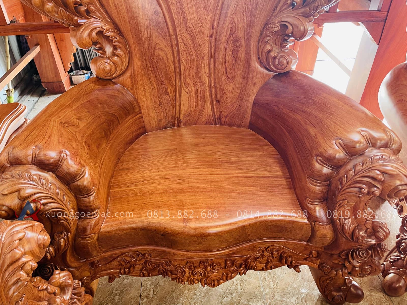 Mẫu bàn ghế hoàng gia nguyên khối 10 món gỗ hương đá (Chú Sang,Lộc Ninh) 55 lòng ghế đơn sâu rộng mặt nguyên khối 10p